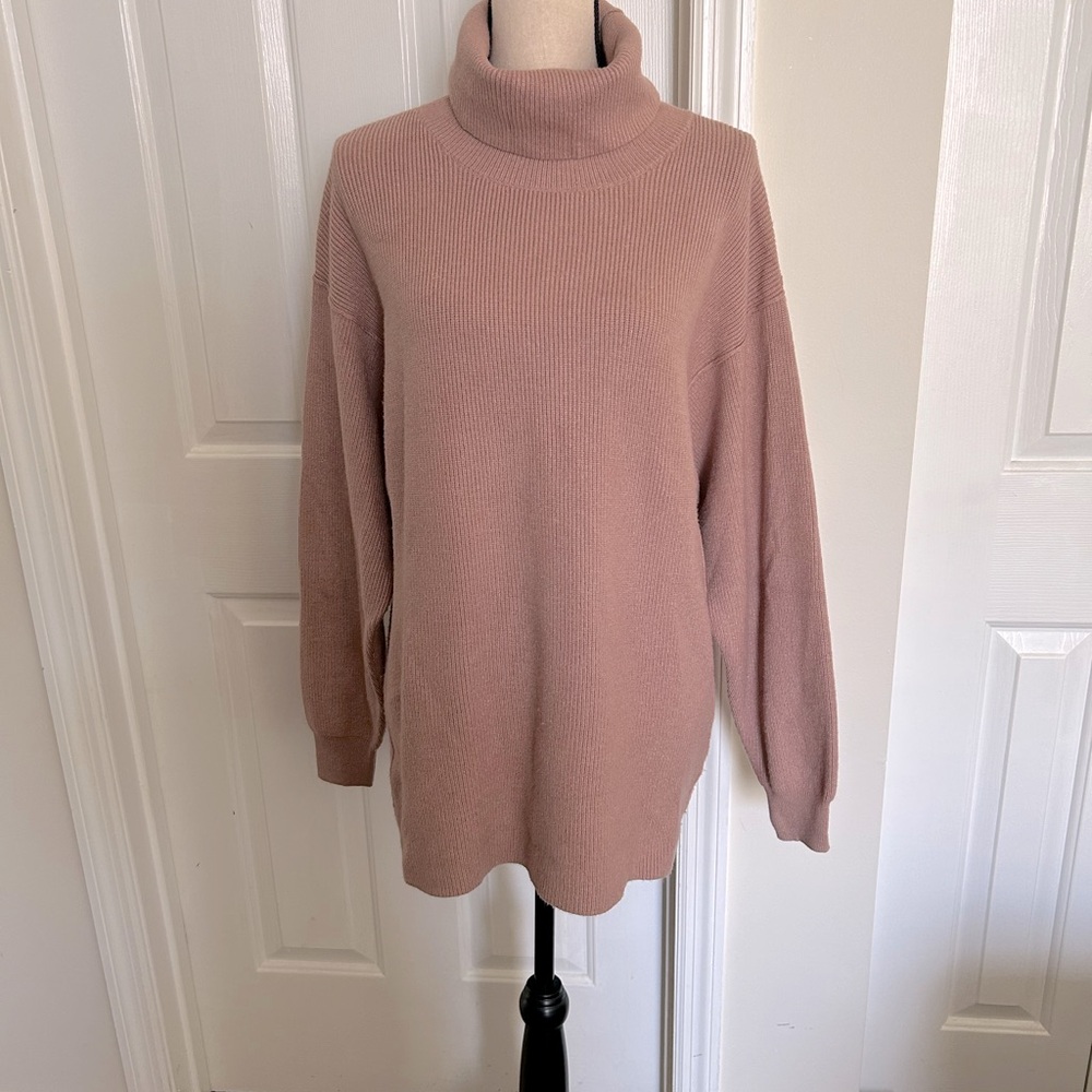 Free People Structured Knit Oversized Tunic Sweater in Dusty Mauve - Picture 3 of 13